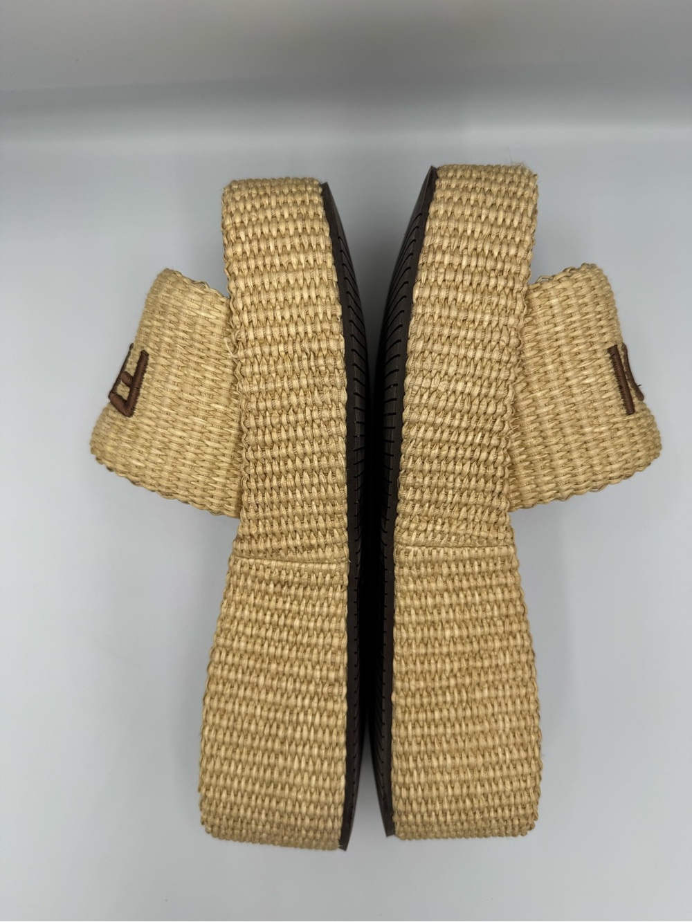 Fendi platform sandals with embroidered logo strap Size: EU 41 / US 11 - Picture 6 of 17